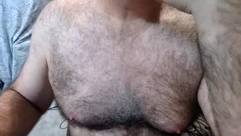 Snapshot of bobbyhill27b chatting on 4, 7, 2026 BobbyHill27b online show from 4, 7, 2026
