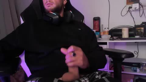 Snapshot of bodyking69 chatting on 18, 1, 2025 bodyking69 online show from 18, 1, 2025