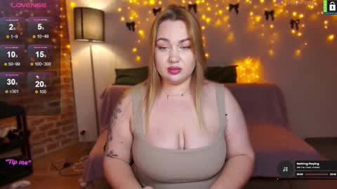  Lina  online show from 18, 12, 2024