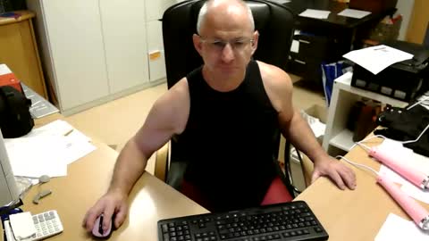Snapshot of bodymen1 chatting on 26, 9, 2025 bodymen1 online show from 26, 9, 2025