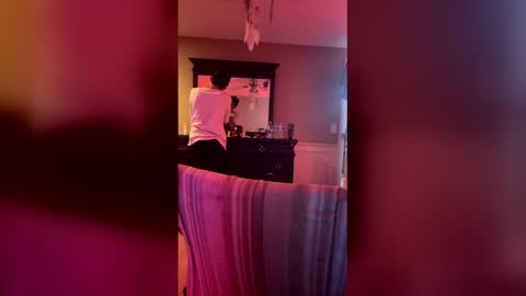 Sailorartemis online show from 13, 4, 2026