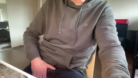 Snapshot of boegieboy76 chatting on 18, 12, 2024 ask me online show from 18, 12, 2024