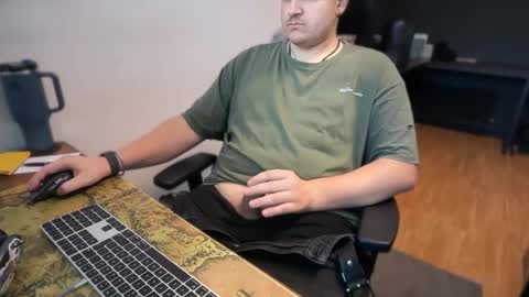 Snapshot of bokusa_ger_dev chatting on 27, 2, 2026 Your Slave online show from 27, 2, 2026