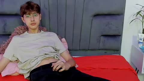 Snapshot of boleyn_lovell chatting on 30, 12, 2024 Boleyn online show from 30, 12, 2024