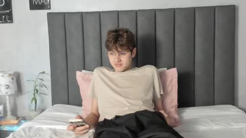 Snapshot of boleyn_lovell chatting on 27, 1, 2025 Boleyn online show from 27, 1, 2025