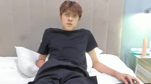 Snapshot of boleyn_lovell chatting on 24, 2, 2025 Boleyn online show from 24, 2, 2025