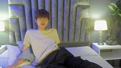 Snapshot of boleyn_lovell chatting on 7, 3, 2025 Boleyn online show from 7, 3, 2025