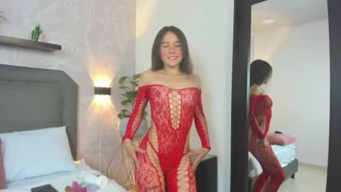 Snapshot of bombom_fox chatting on 11, 7, 2026 B O M B O M online show from 11, 7, 2026