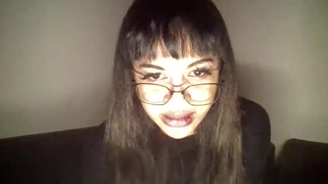Snapshot of bombshell_ace69 chatting on 16, 12, 2024 Raven online show from 16, 12, 2024