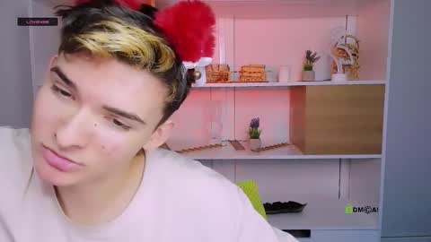 bondi_vv online show from 1, 12, 2025