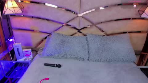 Snapshot of bonet_iris chatting on 14, 5, 2026 bonet_iris online show from 14, 5, 2026