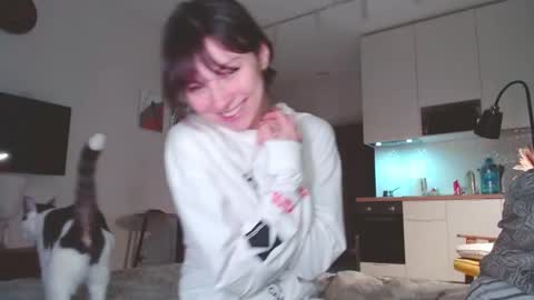 Mary 3 live time content 18   online show from 8, 3, 2026