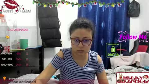 Snapshot of bonnie_lam_ chatting on 8, 12, 2024 bonnie lam hello welcome to my room I hope you have fun and you can reach your maximum pleasure here with me online show from 8, 12, 2024