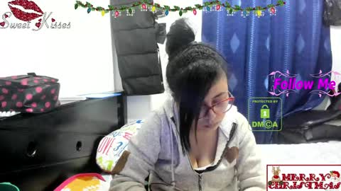 Snapshot of bonnie_lam_ chatting on 3, 1, 2025 bonnie lam hello welcome to my room I hope you have fun and you can reach your maximum pleasure here with me online show from 3, 1, 2025