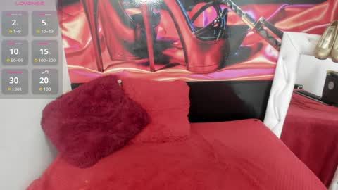 Bonnie  online show from 17, 12, 2024