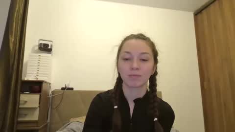 Bonny Kimberly online show from 2, 3, 2026