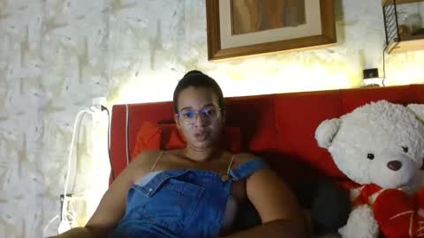 Queen Bon Vivantt online show from 13, 1, 2025