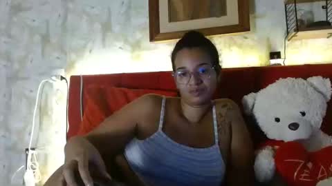 Queen Bon Vivantt online show from 14, 1, 2025