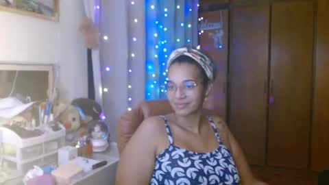 Queen Bon Vivantt online show from 21, 1, 2025