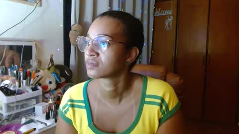 Queen Bon Vivantt online show from 19, 2, 2025