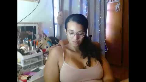 Queen Bon Vivantt online show from 26, 2, 2025