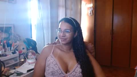 Queen Bon Vivantt online show from 11, 3, 2025