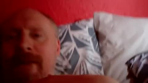 Snapshot of bonzoband chatting on 5, 7, 2026 bonzoband online show from 5, 7, 2026