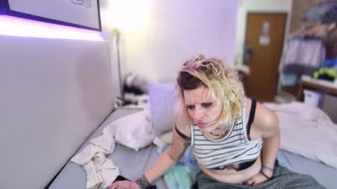 Snapshot of boobookittyfuxx chatting on 31, 10, 2025 boobookittyfuxx online show from 31, 10, 2025