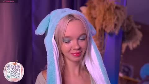 Snapshot of boobybliss chatting on 27, 7, 2026 Alina online show from 27, 7, 2026