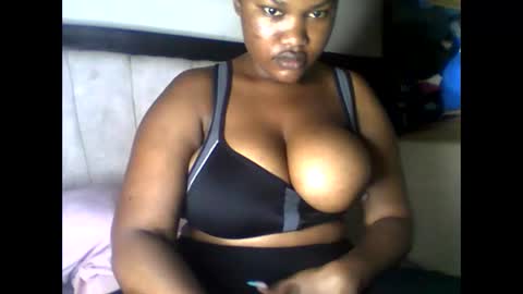 Snapshot of boobylicious012 chatting on 7, 6, 2026 boobylicious012 online show from 7, 6, 2026