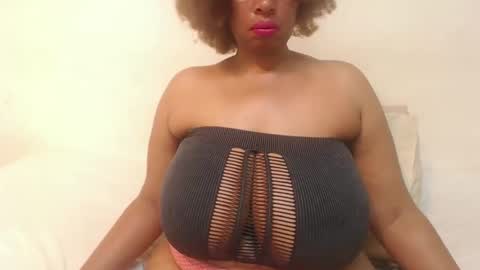 boobyqueen online show from 9, 1, 2025