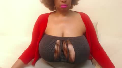 boobyqueen online show from 17, 2, 2025