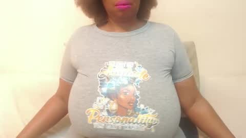 boobyqueen online show from 18, 2, 2025