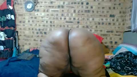 bootytwerkxxx online show from 16, 4, 2026