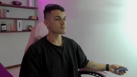 booyhott_ online show from 21, 12, 2025