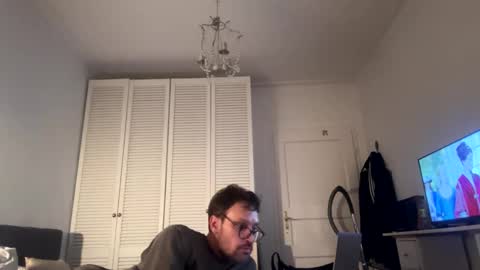 BoYYYOOO online show from 24, 2, 2026