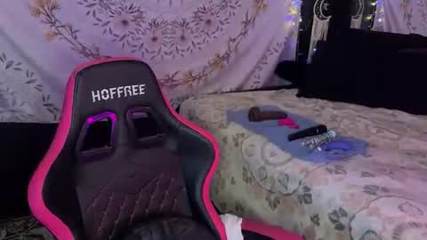 BossMom online show from 26, 10, 2025