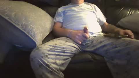 bostonguy1969 online show from 30, 12, 2024