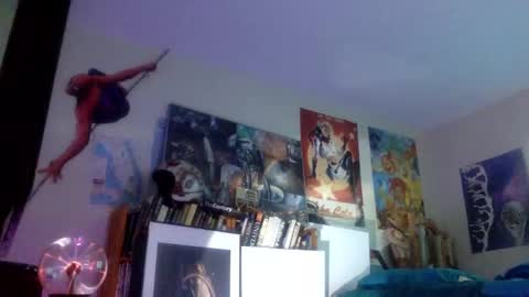 Bottomboo7 online show from 6, 11, 2025