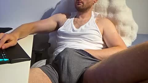 Snapshot of bottomtsinner chatting on 1, 8, 2026 bottomtsinner online show from 1, 8, 2026