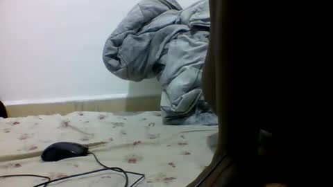 Snapshot of bouncy_vee chatting on 28, 2, 2026 bouncy_vee online show from 28, 2, 2026