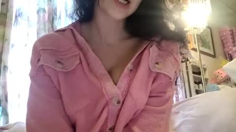 Snapshot of bouncyqueenmajesty chatting on 1, 3, 2025 Bouncy Queen Majesty online show from 1, 3, 2025