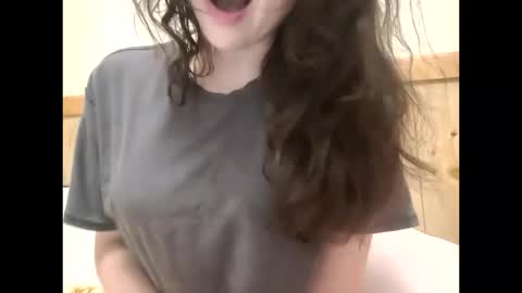 Bouncy Queen Majesty online show from 10, 10, 2025