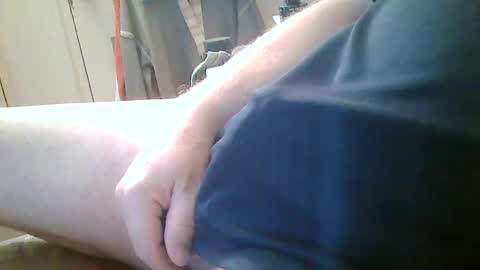 Snapshot of bourbon1965 chatting on 23, 3, 2026 Bourbon online show from 23, 3, 2026