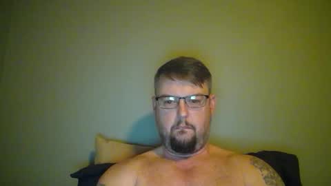 bowtieguy84 online show from 15, 4, 2026