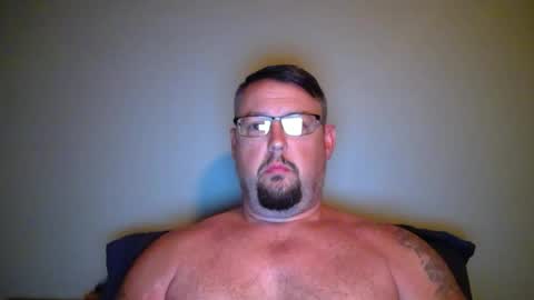 Snapshot of bowtieguy84 chatting on 14, 6, 2026 bowtieguy84 online show from 14, 6, 2026
