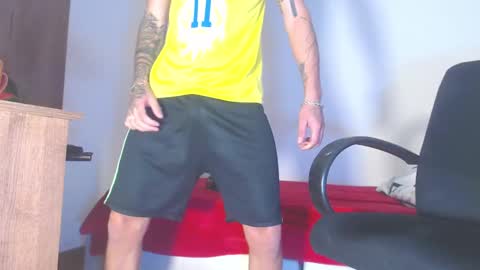 Snapshot of boy_master5 chatting on 8, 3, 2025 boy_master5 online show from 8, 3, 2025