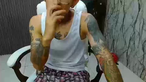 Snapshot of boy_tatto777 chatting on 20, 9, 2025 boy_tatto777 online show from 20, 9, 2025