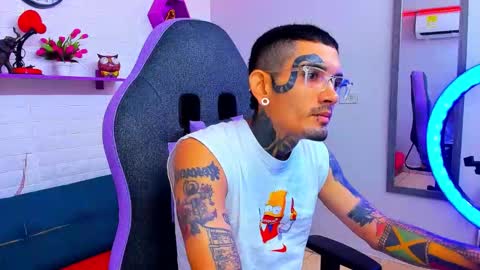 Snapshot of boy_tatto777 chatting on 23, 9, 2025 boy_tatto777 online show from 23, 9, 2025