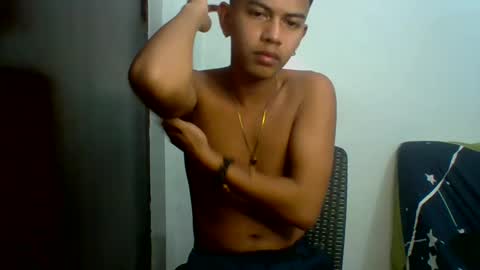 boyax16 online show from 13, 12, 2024